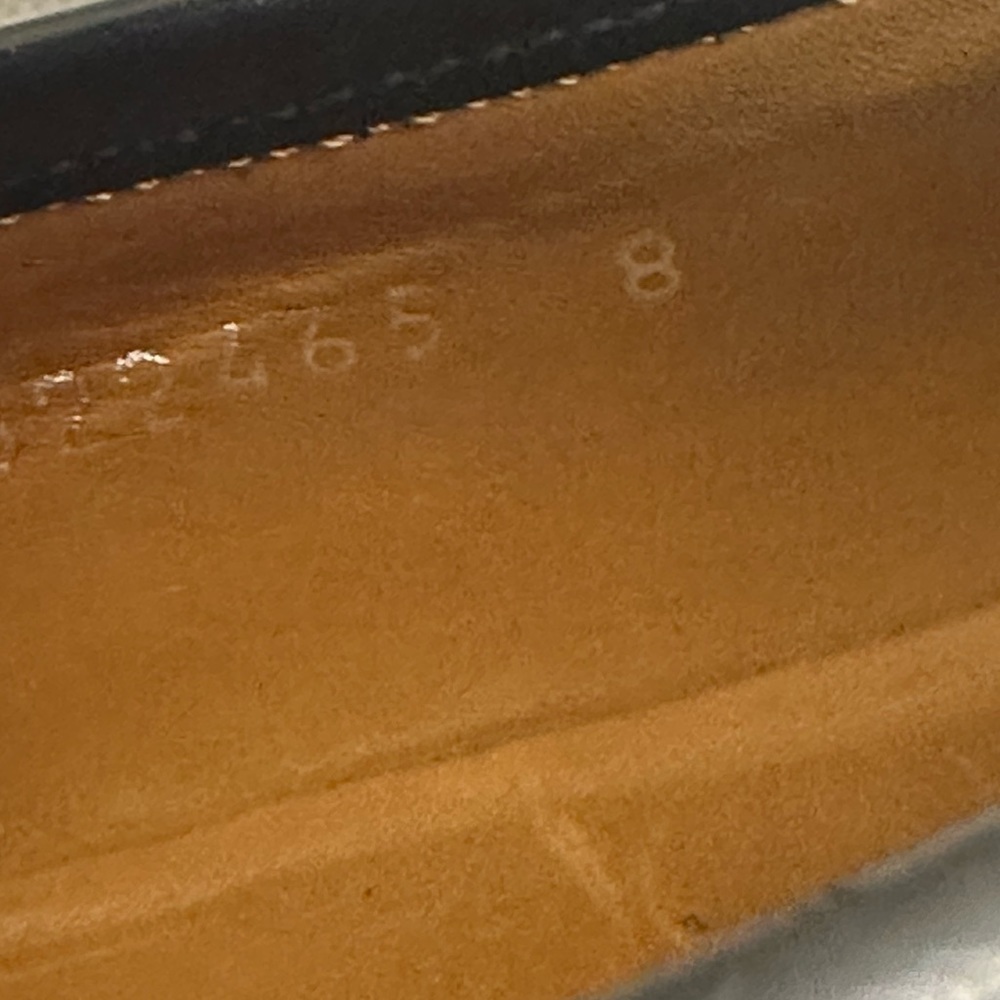 Gucci
Gucci Black Leather Interlocking G Penny Loafers Size 8 - Picture 14 of 16